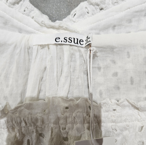 Eyelet Square Neck Crop Top.  Flat Friendly! - Picture 3 of 6